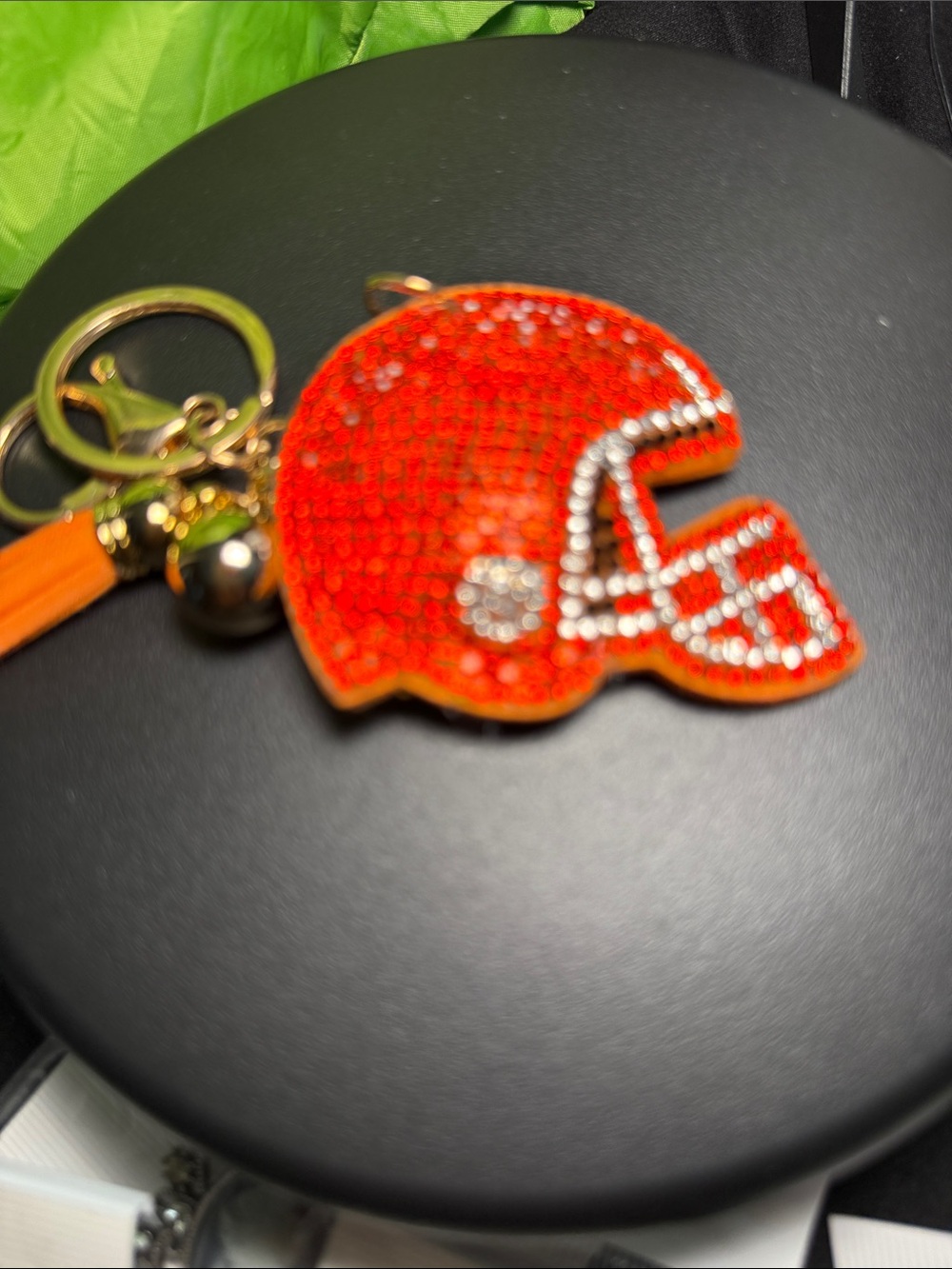 orange helment